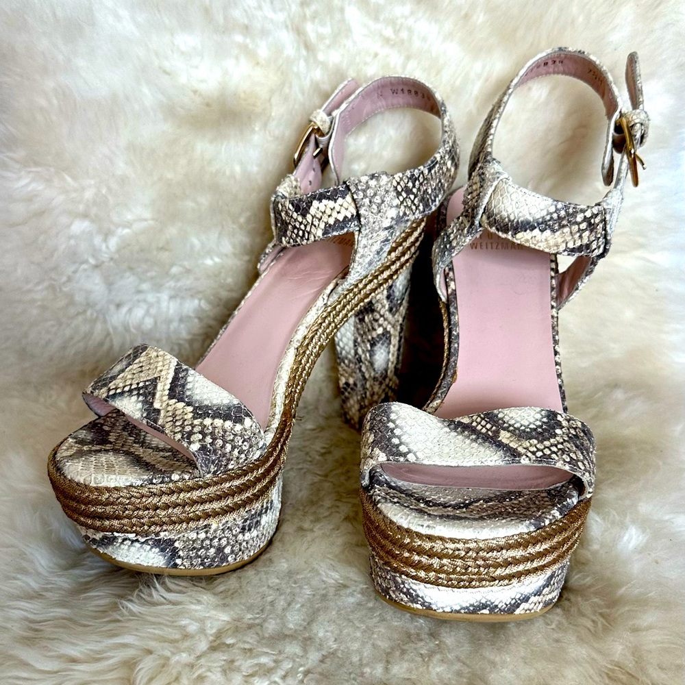 Stuart Weitzman Snakeskin Heels; Sz. 7.5